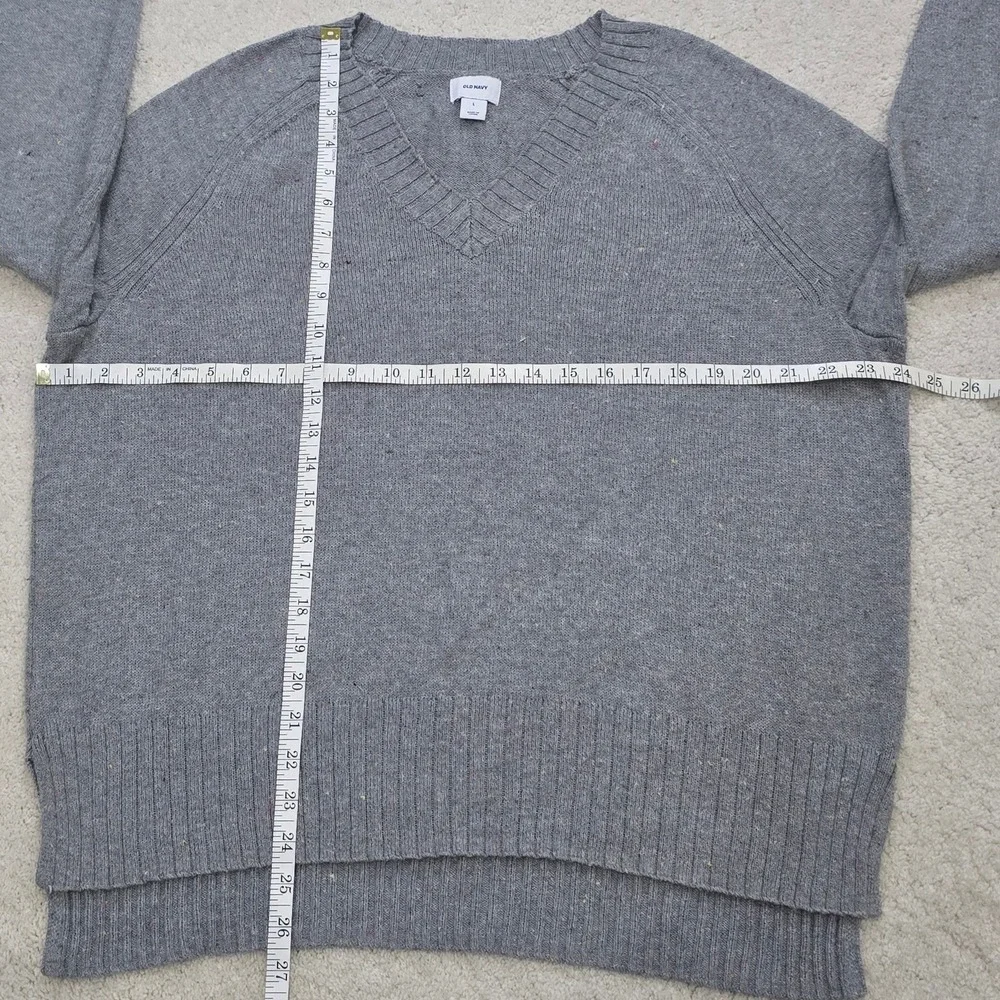 OLD NAVY Womens Size L Gray Speckled‎ V Neck Long Sleeve Sweater
